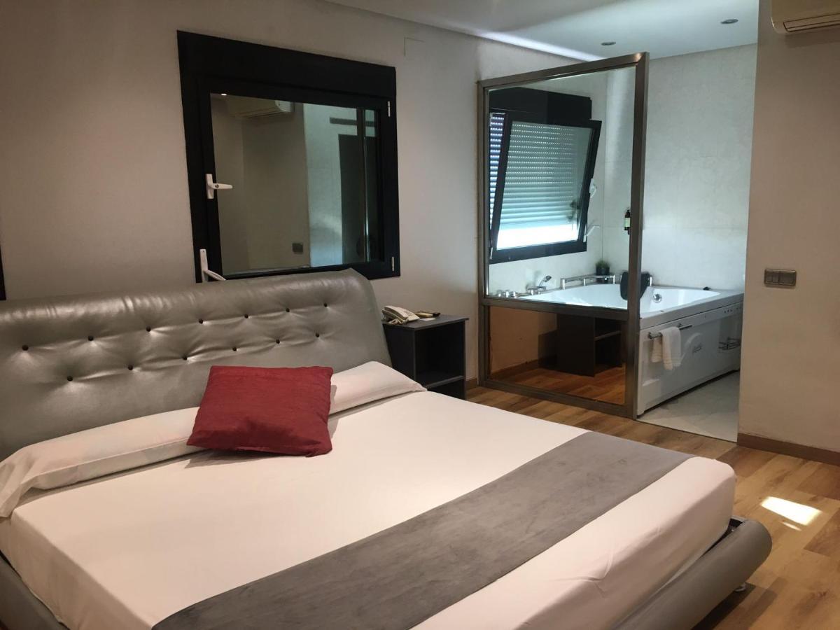 Hotel Fabrik Humanes de Madrid Ngoại thất bức ảnh